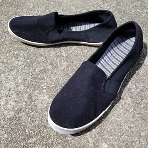 Time & Tru Black Dock Loafers Sz11 Gently Worn